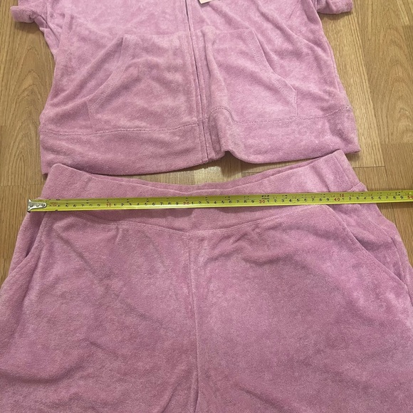 New Juicy Couture 2 Piece Velour Hoodie & Shorts Set Hot Pink Size L Retail NWT - Picture 5 of 6